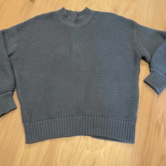 Alex Mill Button Back Sweater in Slate Blue/Gray Size Small - Picture 2 of 4